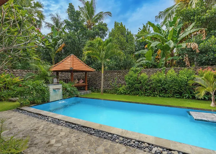 Coco Garden Pool 3* Кубутамбахан