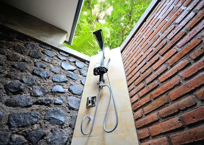 Coco Garden Pool Gasthof 3*